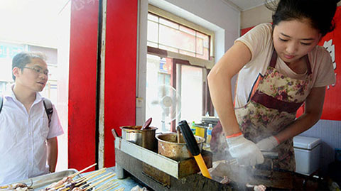 铁板鱿鱼技术配方教程烤鱿鱼酱料烧烤技术视频教程酱料撒料做法